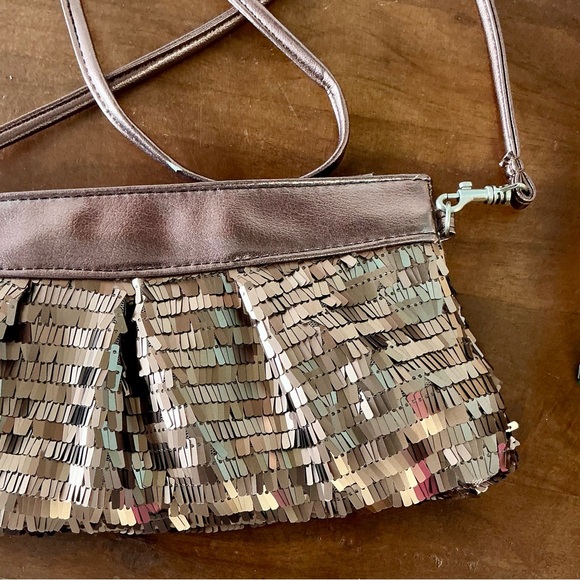 Limited Edition Metallic Copper Sequin Fringe Structured Frame Clutch Crossbody - Picture 14 of 16